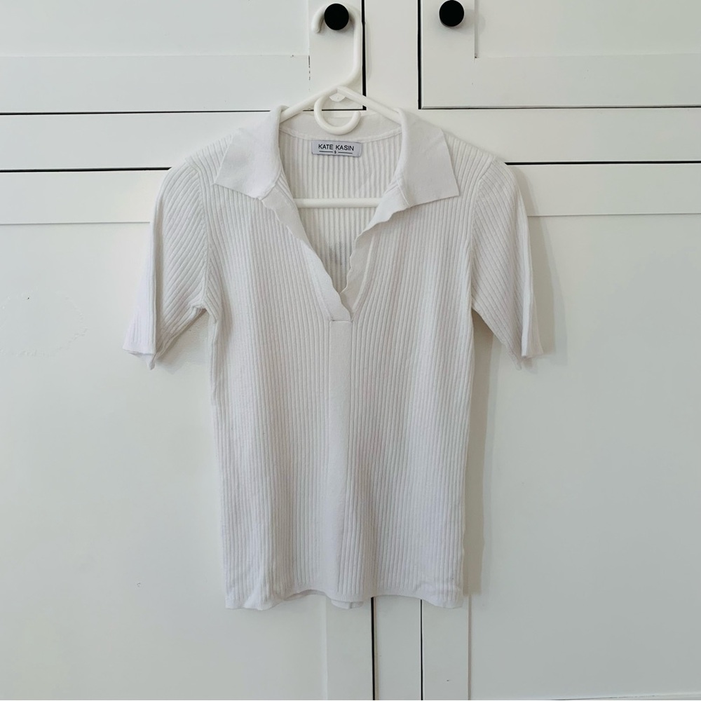 Kate Kasin White Ribbed Knit Collar V Neck Short Sleeve Top Size Small